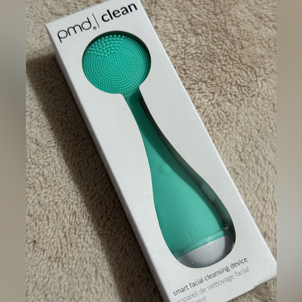 pmd clean smart facial cleansing device